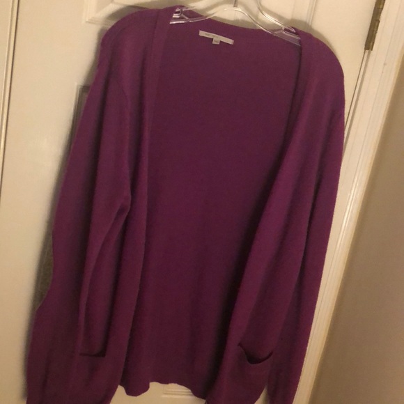 GAP Sweaters - Easy going Gap sweater!